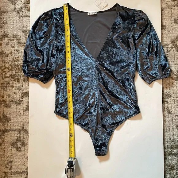 Free People Intimately Don’t You Wish Velvet Bodysuit in Black / Medium NWT - Picture 9 of 16